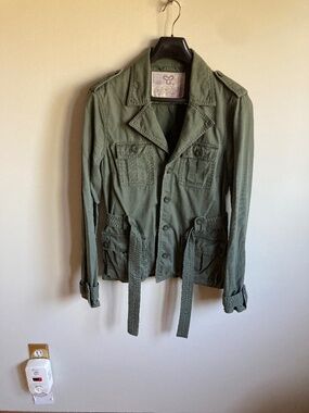 Aritzia Olive Green Utility Jacket M Belted